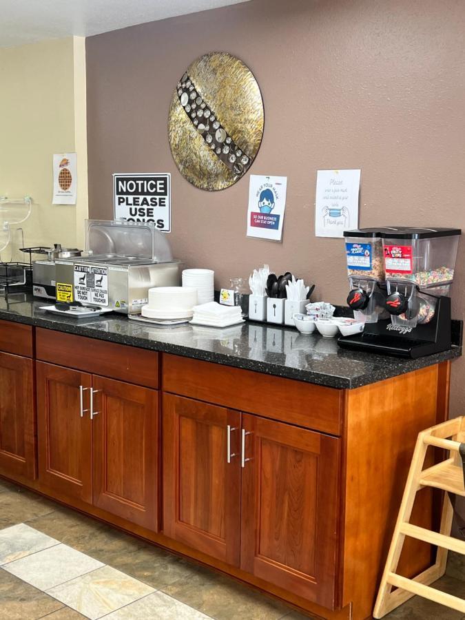 Guesthouse Montesano Екстериор снимка